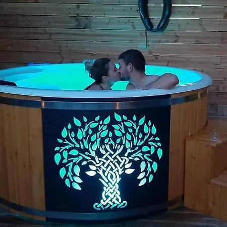 Au Bain Nordique Neuf Independant Calme Assure Chalet *